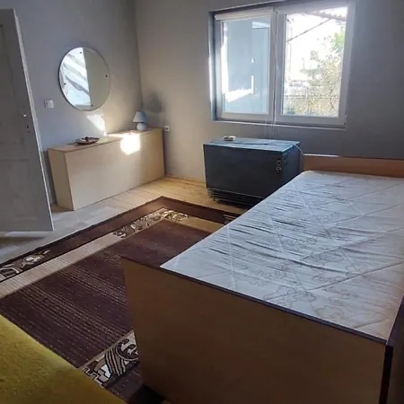 Apartment Vranjanka *