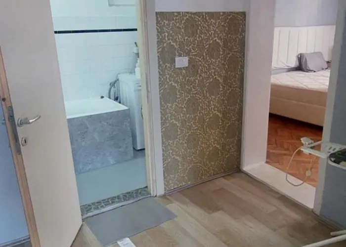 아파트 Vranjanka 브라네