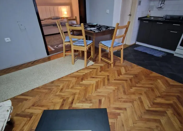 아파트 Vranjanka *